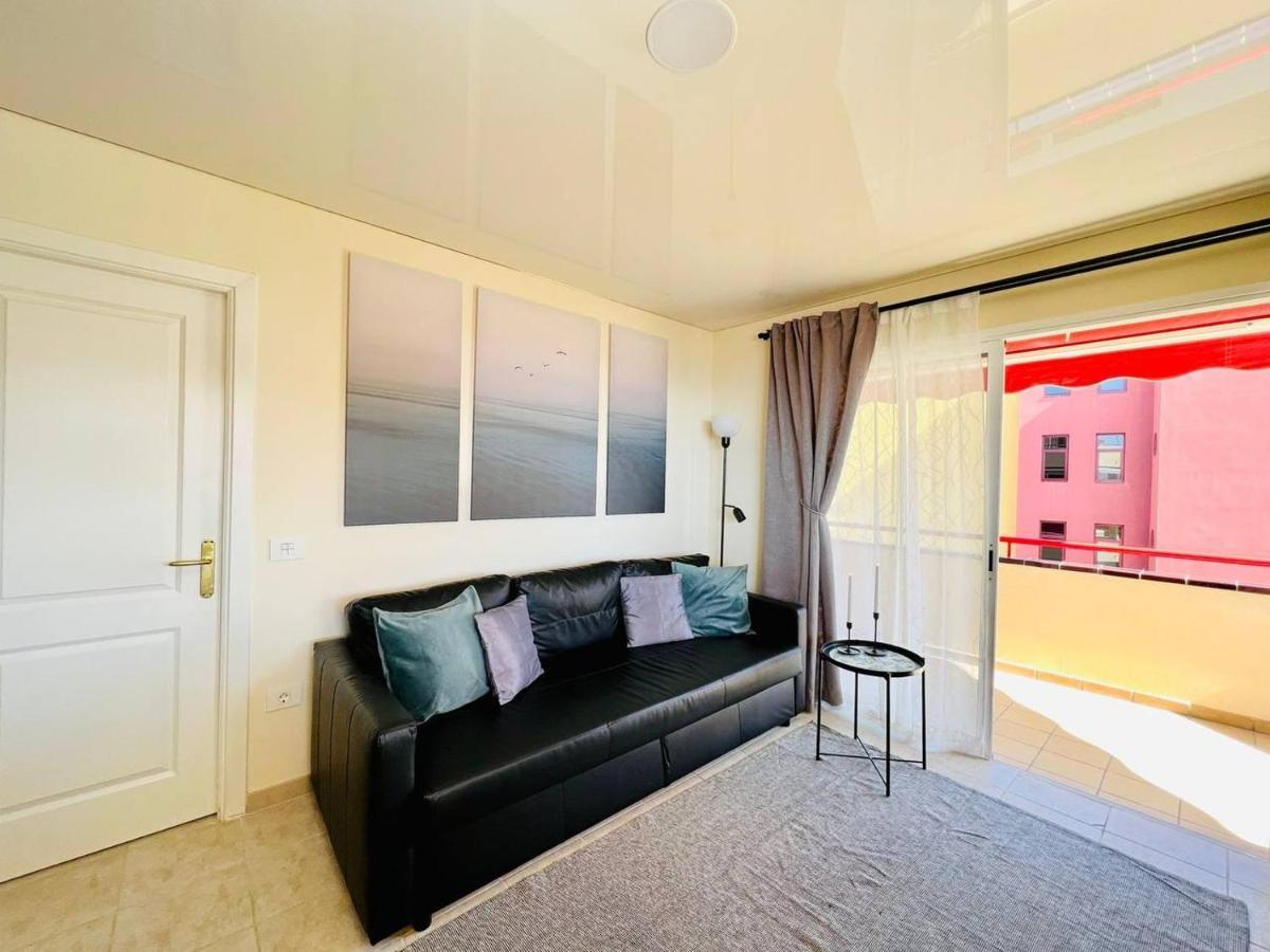 Apartamento Cozy Beachfront Flat With Pool & Panoramic Sea View Terrace Puerto de Santiago  Exterior foto
