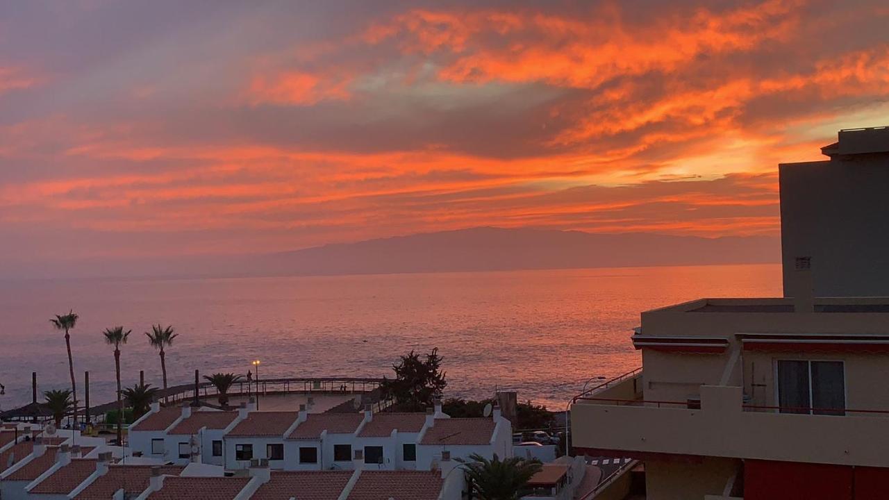 Apartamento Cozy Beachfront Flat With Pool & Panoramic Sea View Terrace Puerto de Santiago  Exterior foto